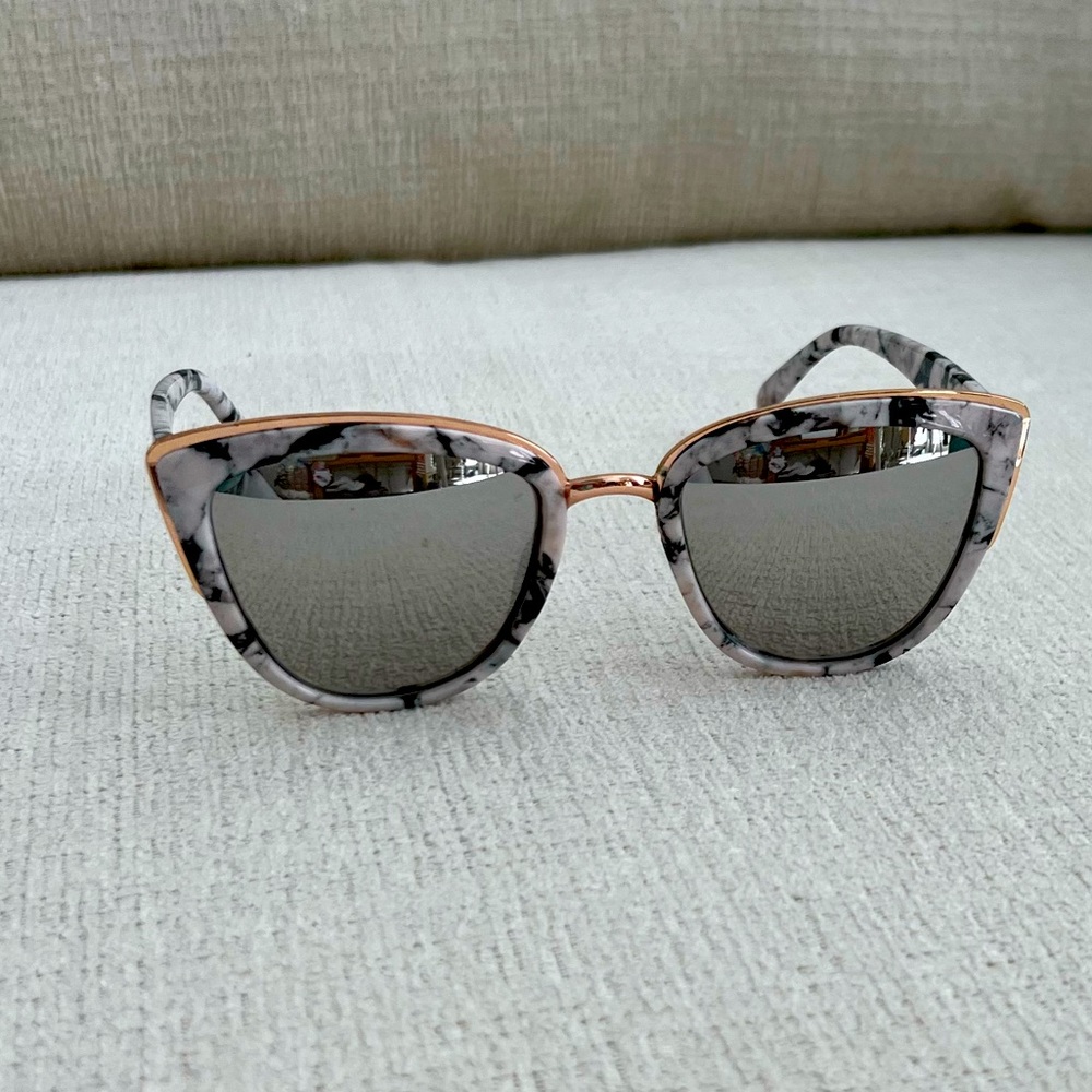 Marble/rose gold Sunglasses